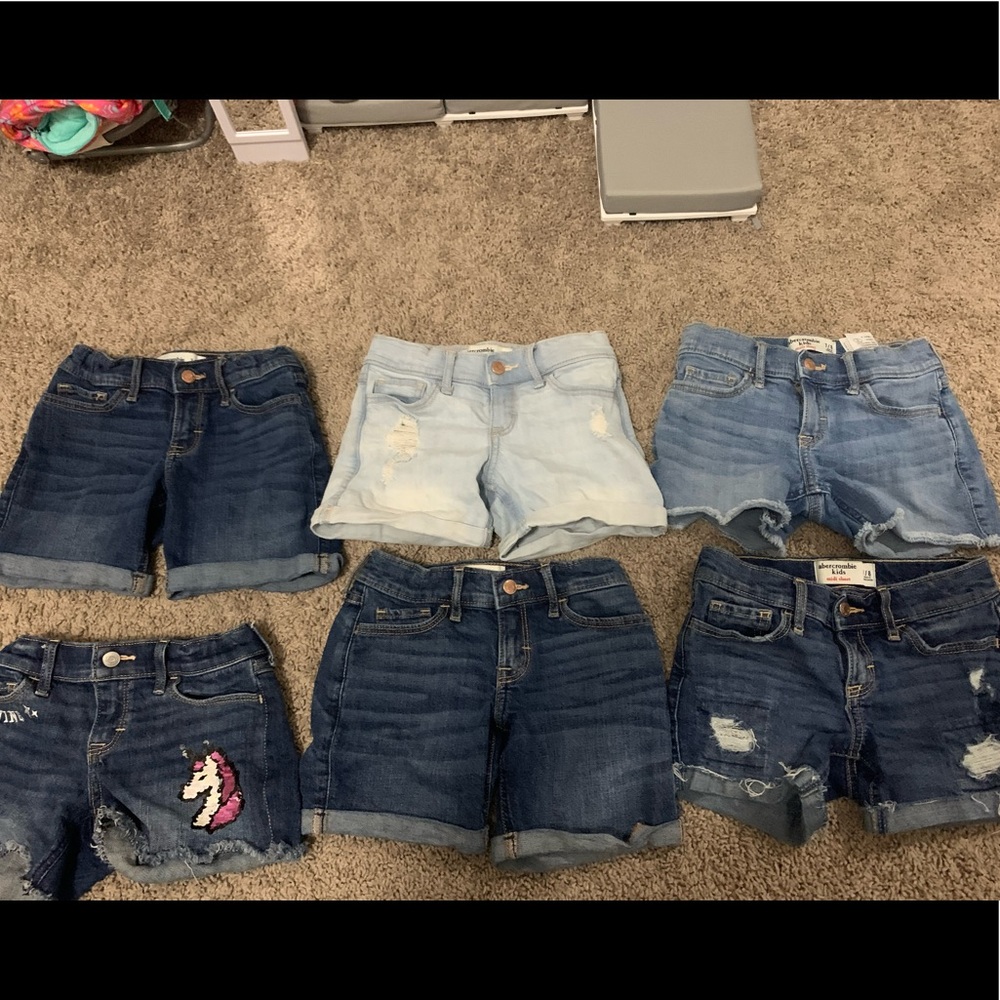Abercrombie Kids - size 7/8 - 6 pairs jean shorts